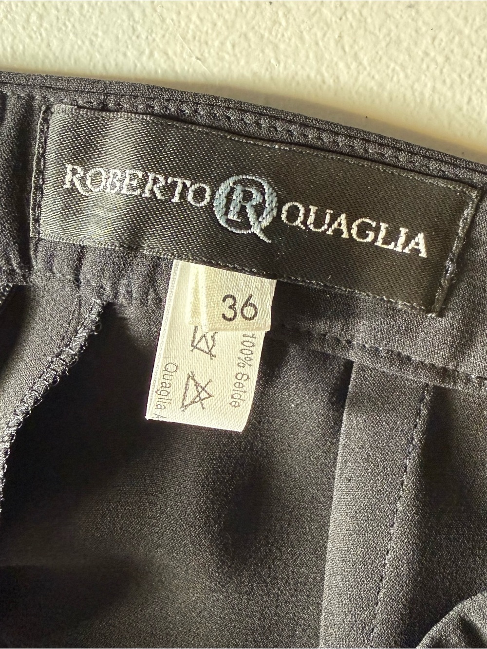 Rare Find- Roberto Quaglia black pleated 100% silk (lined silk) trousers US 26
